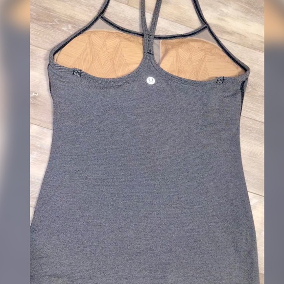 Lululemon Athletica power Y tank black pin stripes Size 4 - Picture 7 of 8